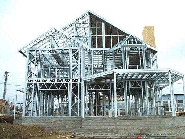 建瓯钢结构建筑的腐蚀问题应该如何预防